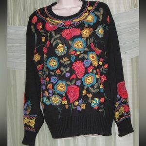 womens sz M embroidered knit black floral sweater top